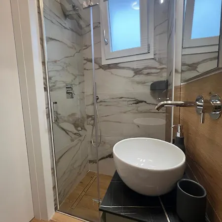 Casa Silvia, Bilocale Nuovo A 100 Mt Dal Mare Apartament Riccione