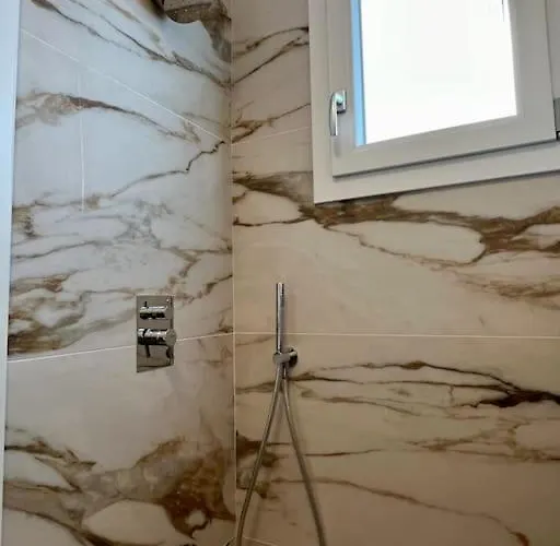 Casa Silvia, Bilocale Nuovo A 100 Mt Dal Mare Apartamento *