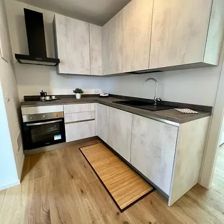 Casa Silvia, Bilocale Nuovo A 100 Mt Dal Mare Lejlighed Riccione