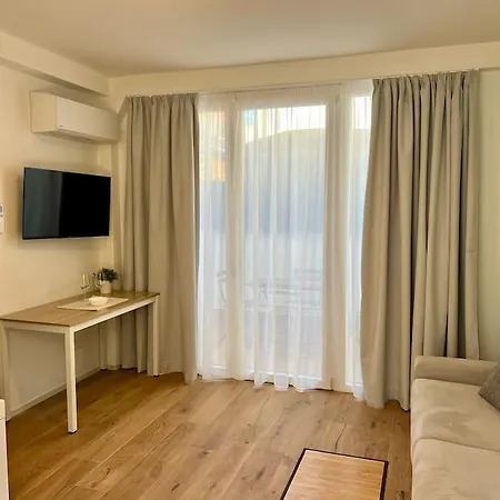 Lejlighed Casa Silvia, Bilocale Nuovo A 100 Mt Dal Mare Riccione