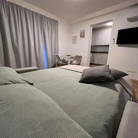 Casa Silvia, Bilocale Nuovo A 100 Mt Dal Mare