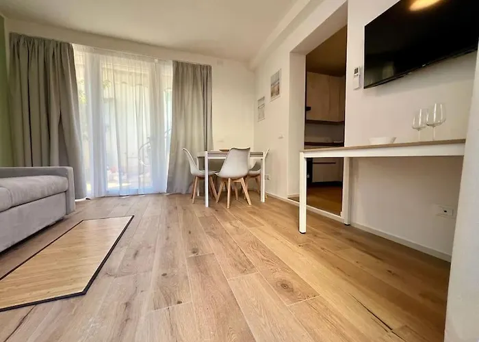 Casa Silvia, Bilocale Nuovo A 100 Mt Dal Mare Lägenhet